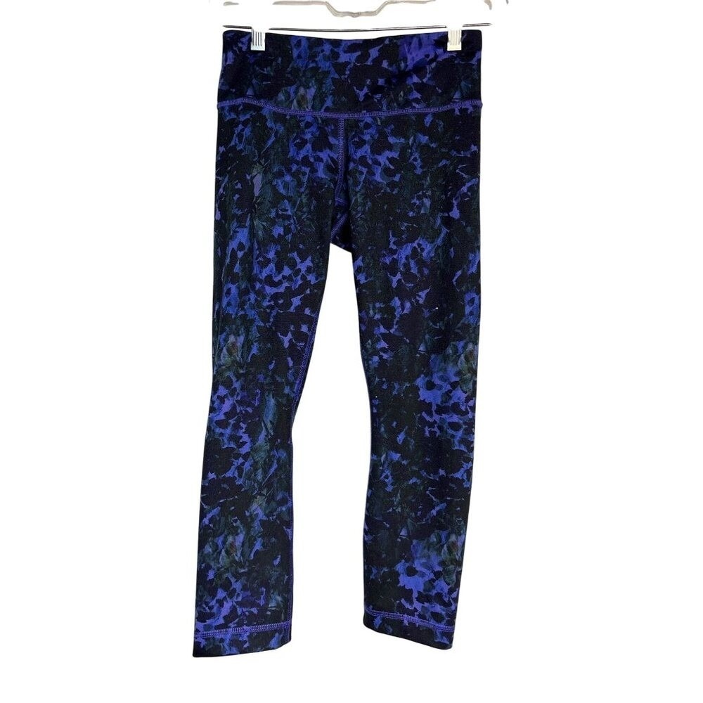 Lululemon Womens Blue‎ & Black Printed Crop Leggings Size S